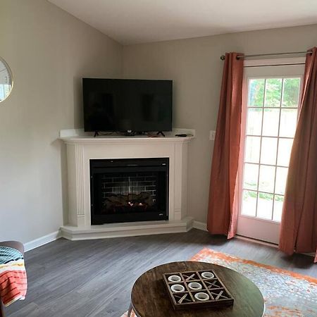 Comfy, Stylish Townhome Near I-20! أوغستا المظهر الخارجي الصورة