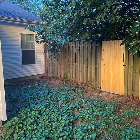 Comfy, Stylish Townhome Near I-20! أوغستا المظهر الخارجي الصورة