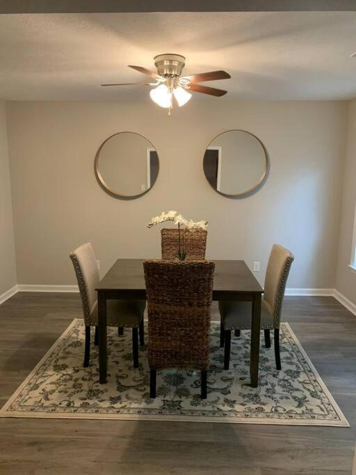 Comfy, Stylish Townhome Near I-20! أوغستا المظهر الخارجي الصورة
